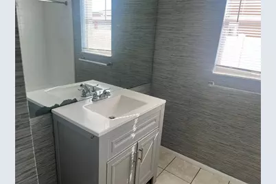 8854 Leona Street, Seminole, FL 33772 - Photo 11