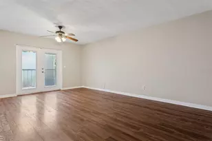 14421 Americana Cir, Tampa, FL 33613 - Photo 11