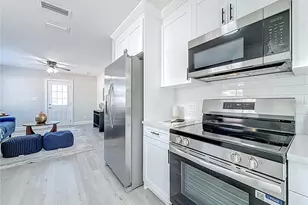 6532 30th St N, Saint Petersburg, FL 33702 - Photo 17