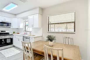 718 Belt Ct, Tampa, FL 33612 - Photo 13