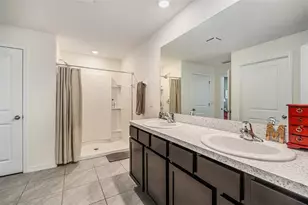 13721 Thimbleberry Dr, Dade City, FL 33525 - Photo 11