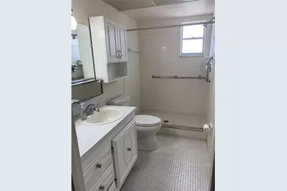 10033 64th Avenue N #1, Saint Petersburg, FL 33708 - Photo 17