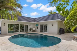 422 3rd Ave N, Tierra Verde, FL 33715 - Photo 19