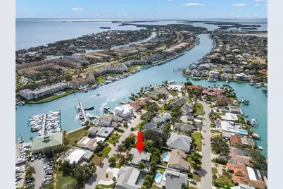 422 3rd Avenue N, Tierra Verde, FL 33715 - Photo 41