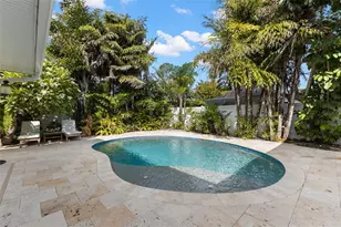 422 3rd Ave N, Tierra Verde, FL 33715 - Photo 17