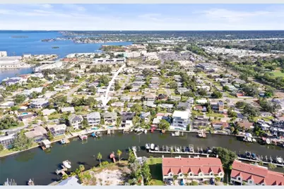 560 Baywood Drive S, Dunedin, FL 34698 - Photo 45