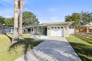 560 Baywood Dr S, Dunedin, FL 34698 - Photo 37