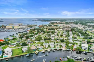 560 Baywood Dr S, Dunedin, FL 34698 - Photo 67