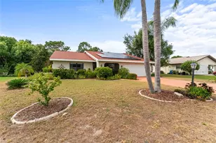 1817 New Bedford Dr, Sun City Center, FL 33573 - Photo 43