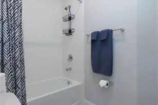 4444 Devinshire Fields Loop, Plant City, FL 33567 - Photo 21