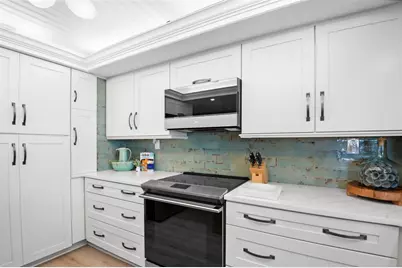 690 Island Way #203, Clearwater Beach, FL 33767 - Photo 7