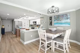 690 Island Way, Clearwater Beach, FL 33767 - Photo 11