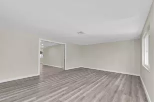 5630 Denver St NE, Saint Petersburg, FL 33703 - Photo 7