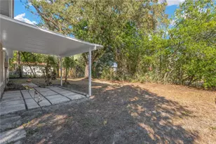 10001 N Ashley St, Tampa, FL 33612 - Photo 25