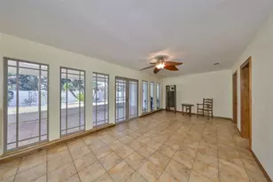 1818 Danbury Dr, Sun City Center, FL 33573 - Photo 21