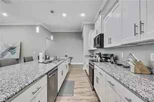 9504 Earthwind Ct, Weeki Wachee, FL 34613 - Photo 13