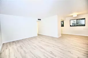 11702 Raintree Village Blvd, Temple Terrace, FL 33617 - Photo 11