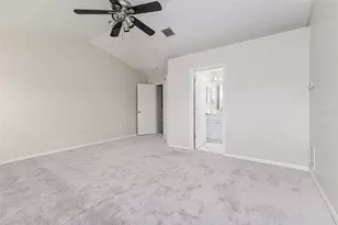 10364 Lightner Bridge Dr, Tampa, FL 33626 - Photo 21