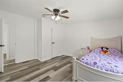 4425 Pine Street, Valrico, FL 33596 - Photo 35