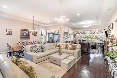 909 Regal Manor Way, Sun City Center, FL 33573 - Photo 11