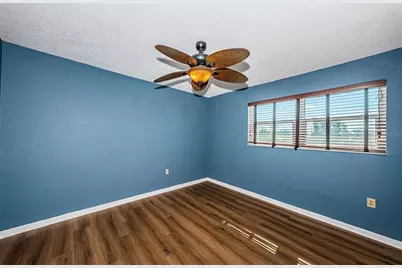 4050 4th Street N #306, Saint Petersburg, FL 33703 - Photo 17