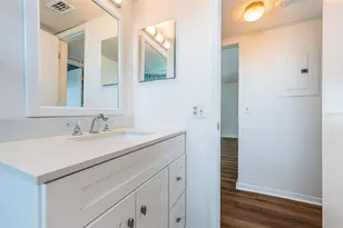 4050 4th St N, Saint Petersburg, FL 33703 - Photo 23