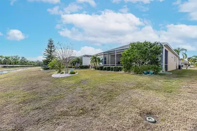 1649 Emerald Dunes Drive, Sun City Center, FL 33573 - Photo 27