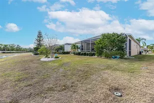 1649 Emerald Dunes Dr, Sun City Center, FL 33573 - Photo 27