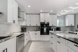 760 Bohenia Circle S, Clearwater Beach, FL 33767 - Photo 21