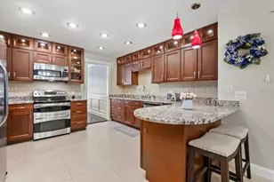 16516 Oley Ridge Ct, Tampa, FL 33624 - Photo 9