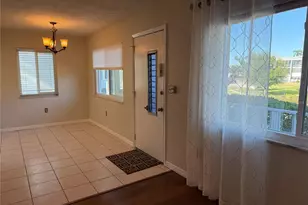 8454 111th St, Seminole, FL 33772 - Photo 3