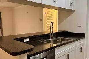 106 Alameda Ct, Tampa, FL 33609 - Photo 11