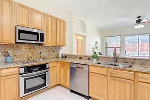 416 Golden Elm Dr, Seffner, FL 33584 - Photo 15