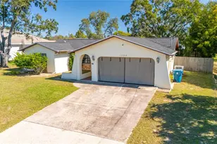 1394 Escobar Ave, Spring Hill, FL 34608 - Photo 3