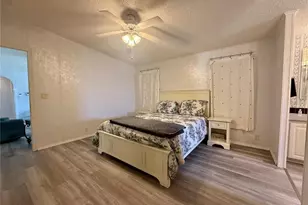 209 N St Thomas Cir, Apollo Beach, FL 33572 - Photo 17