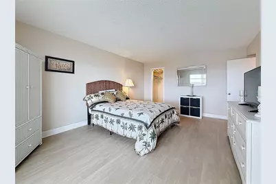 4725 Cove Circle #810, Saint Petersburg, FL 33708 - Photo 41