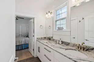 4916 3rd St N, Saint Petersburg, FL 33703 - Photo 29