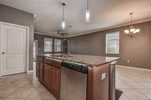 11656 Lake Blvd, New Port Richey, FL 34655 - Photo 9