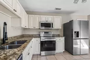 1217 Lambright St, Tampa, FL 33604 - Photo 9