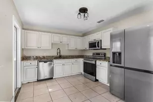 1217 Lambright St, Tampa, FL 33604 - Photo 7