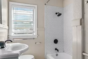 1217 Lambright St, Tampa, FL 33604 - Photo 7