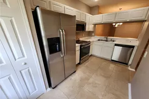 8620 Hunters Key Cir, Tampa, FL 33647 - Photo 5