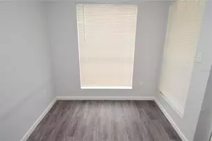 8641 Fancy Finch Dr, Tampa, FL 33614 - Photo 11