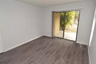 8641 Fancy Finch Dr, Tampa, FL 33614 - Photo 27