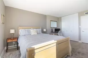 7400 Sun Island Dr S, South Pasadena, FL 33707 - Photo 19