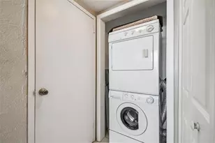 4015 Bayshore Blvd, Tampa, FL 33611 - Photo 17