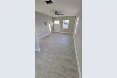 4715 W Wallcraft Avenue, Tampa, FL 33611 - Photo 3