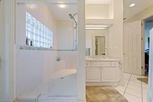 2000 Bayview Dr, Tierra Verde, FL 33715 - Photo 51