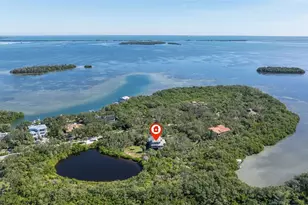 2000 Bayview Dr, Tierra Verde, FL 33715 - Photo 11