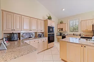 2000 Bayview Dr, Tierra Verde, FL 33715 - Photo 31